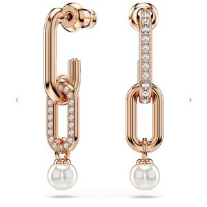 Swarovski Crystal Pearl earrings